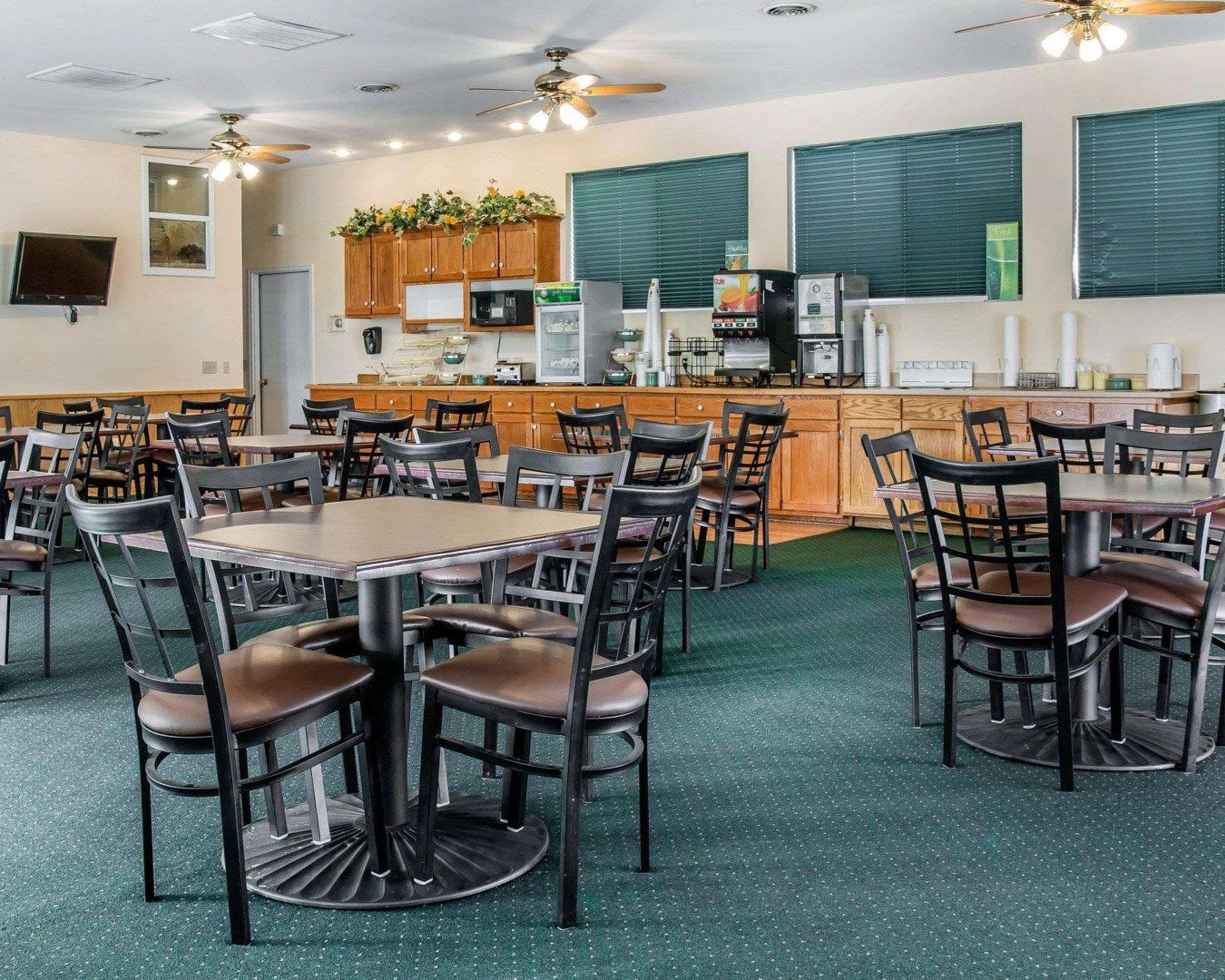 Quality & Mackinaw Beachfront