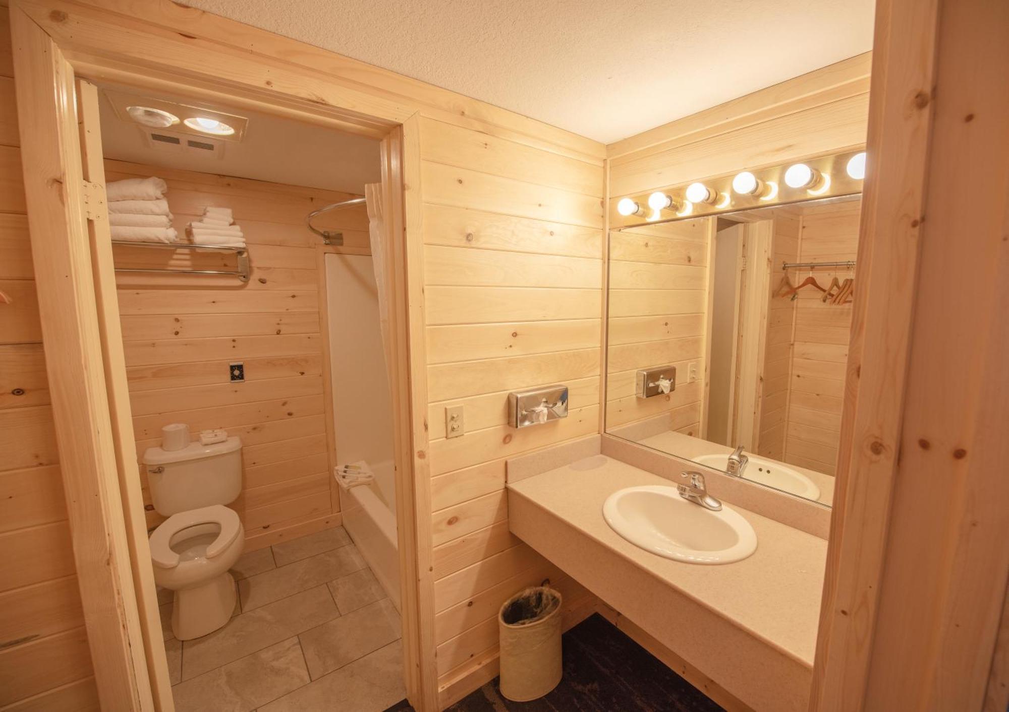 Quality & Mackinaw Beachfront